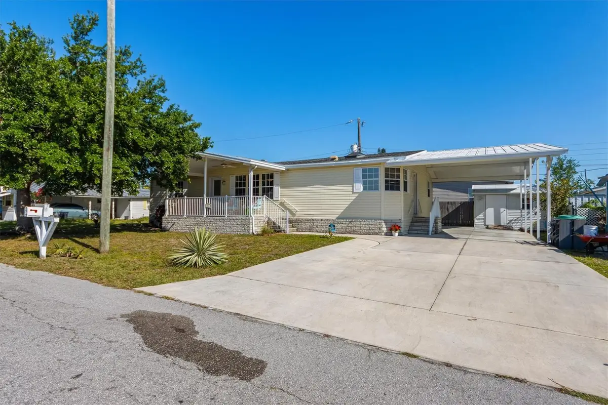 917 50th Avenue Terrace W, Bradenton, FL 34207 - Image #1