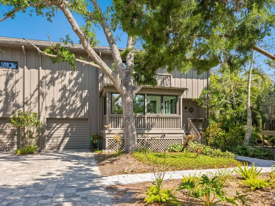 1493 Landings Lake Drive #32, Sarasota, FL 34231 - Image #2