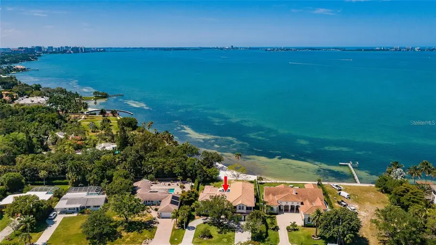 404 S Shore Drive, Sarasota, FL 34234 - Image #2