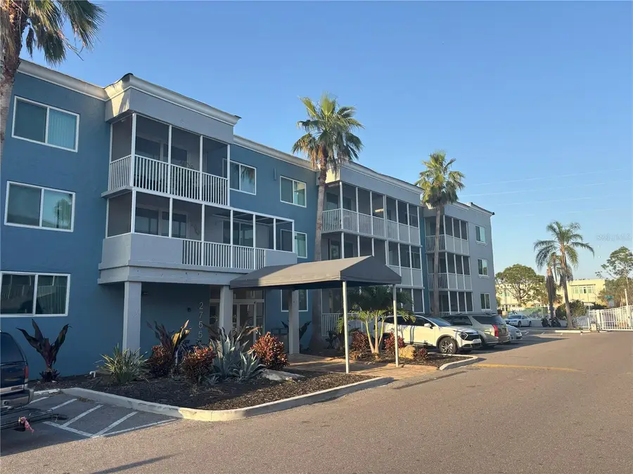 2755 Coconut Bay Lane #1313 (3M), Sarasota, FL 34237 - Image #2