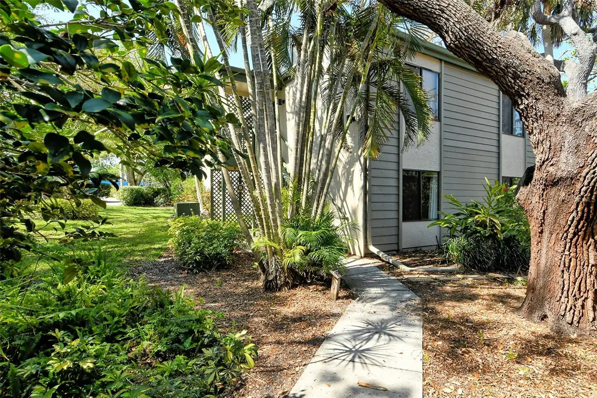 1532 Pelican Point Drive #BA139, Sarasota, FL 34231 - Image #1