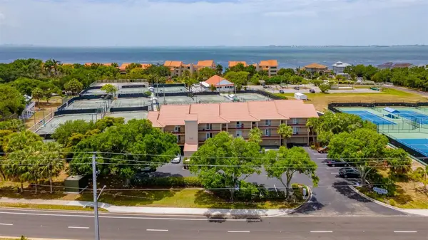 4510 El Conquistador Parkway #105, BRADENTON, FL 34210