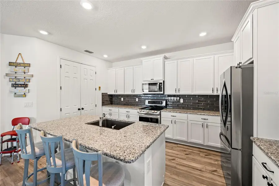 7322 34th Court E, Sarasota, FL 34243 - Image #2