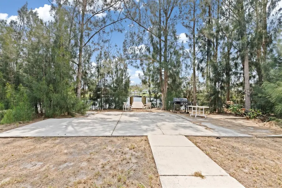 891 Palmetto Drive Ne, Port Charlotte, FL 33952 - Image #3