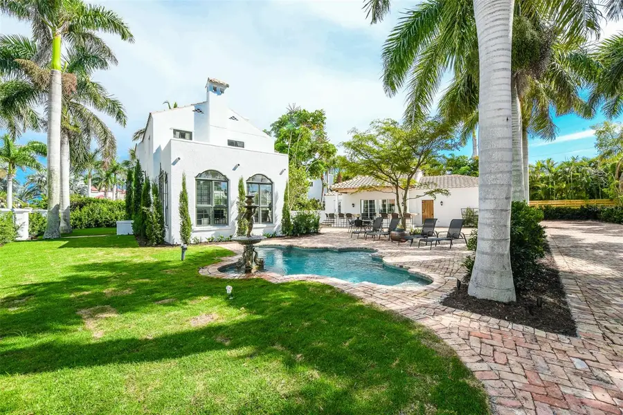 76 S Washington Drive, Sarasota, FL 34236 - Image #3