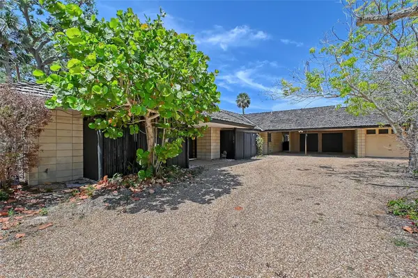 5502 Shadow Lawn Drive, SARASOTA, FL 34242