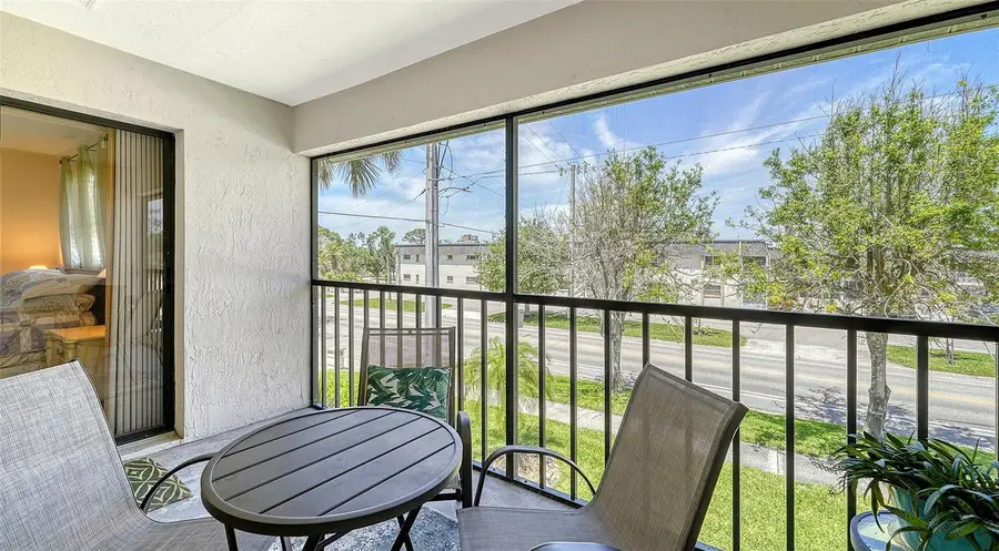 525 Barcelona Avenue #207, Venice, FL 34285 - Image #3