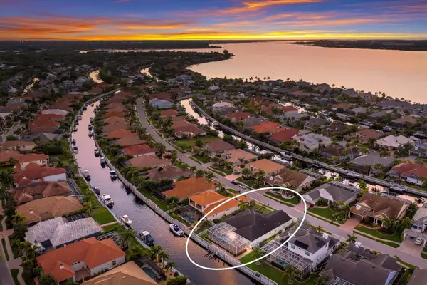 569 Mast Drive, BRADENTON, FL 34208