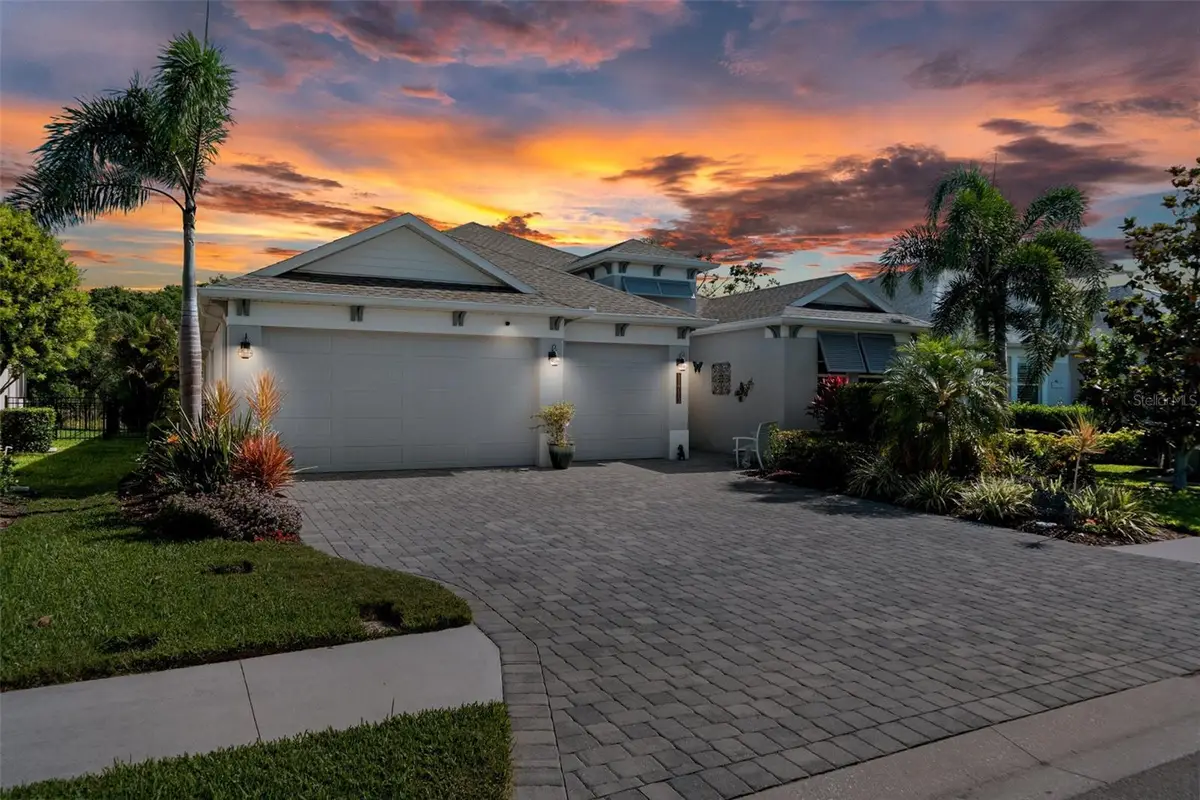 11713 Goldenrod Avenue, Bradenton, FL 34212 - Image #1