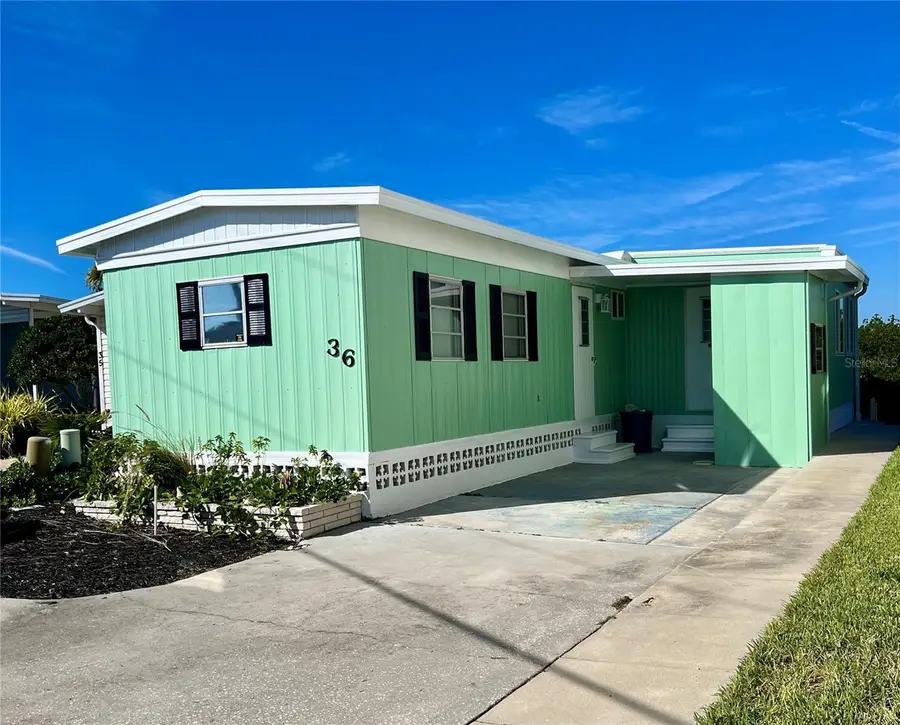 36 N Starboard Drive, Venice, FL 34285 - Image #2
