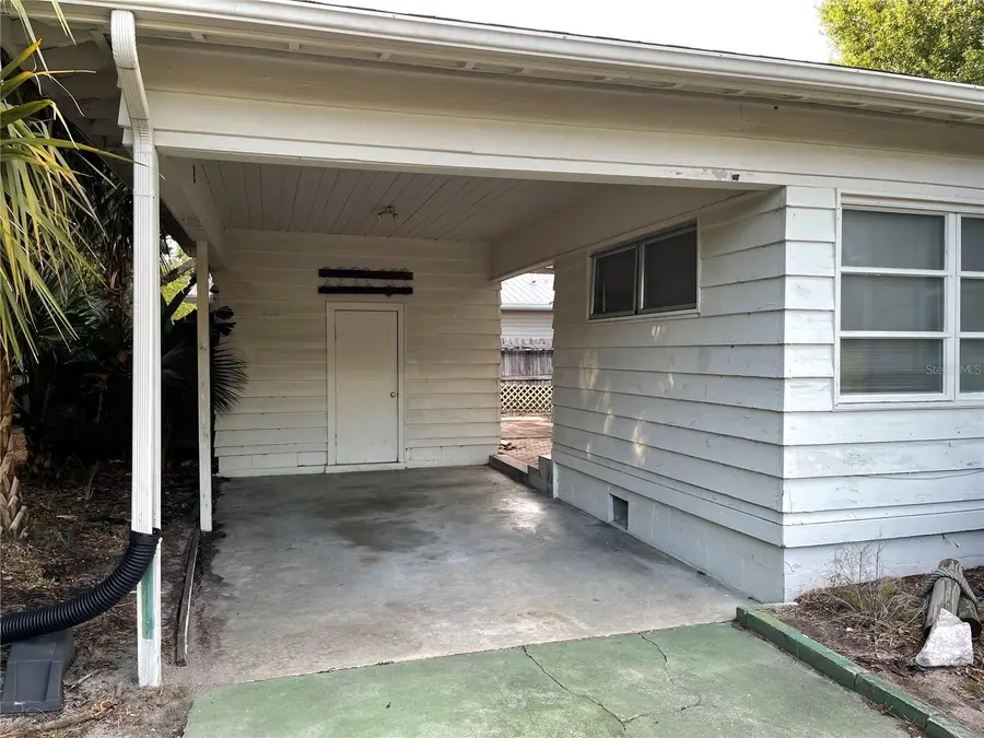 2415 Pelican Drive, Sarasota, FL 34237 - Image #3