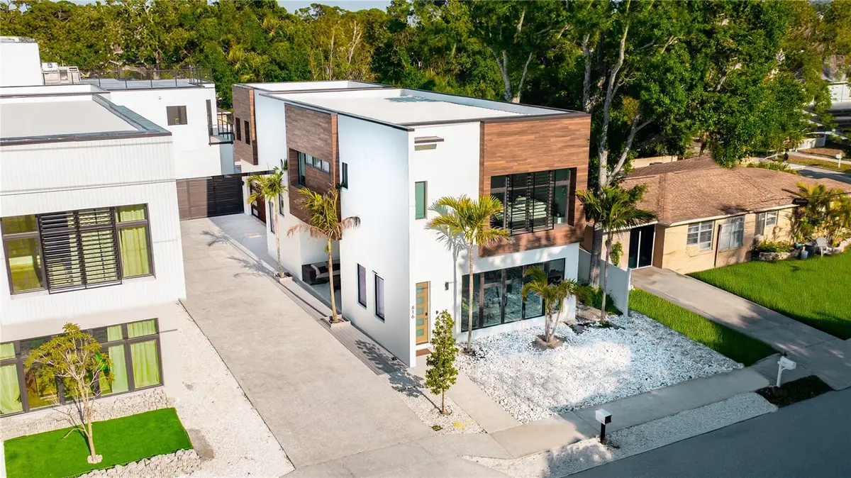 816 Goodrich Avenue, Sarasota, FL 34236 - Image #1