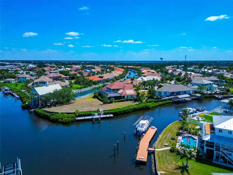 4700 Mainsail Drive, Bradenton, FL 34208 - Image #3