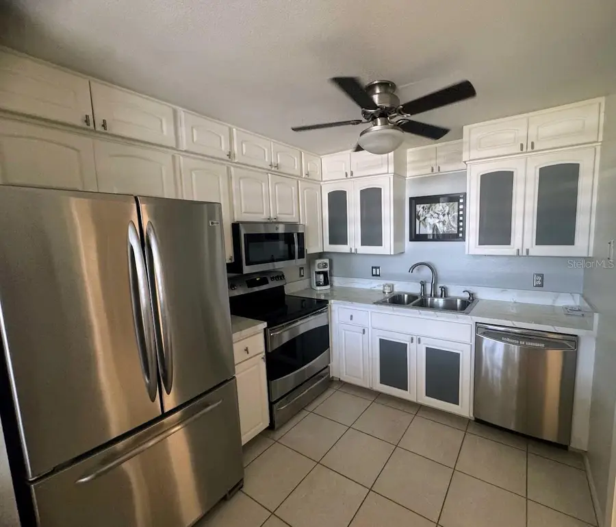 647 Woodlawn Drive #647, Bradenton, FL 34210 - Image #2