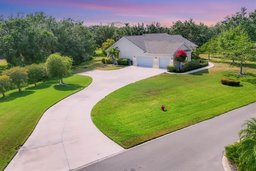 6102 9th Avenue Cir Ne, Bradenton, FL 34212 - Image #2