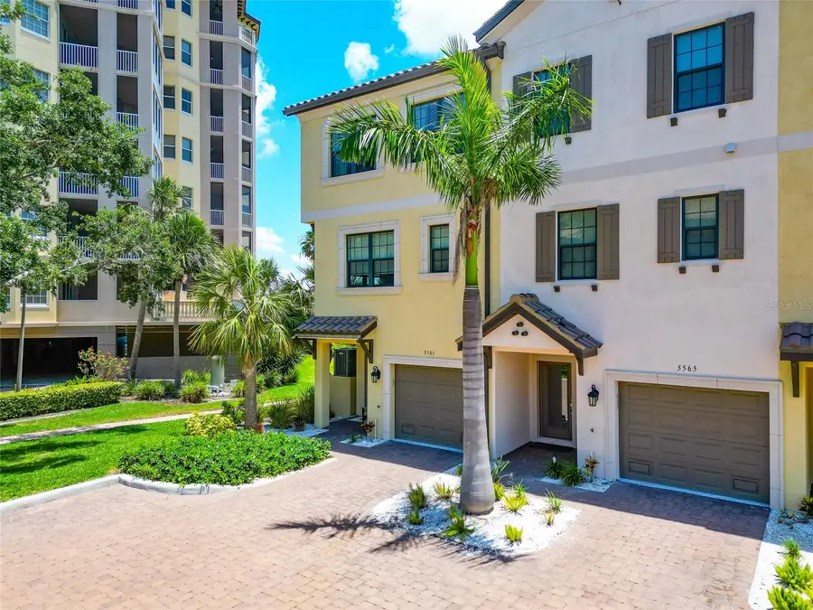 5561 Cannes Circle, Sarasota, FL 34231 - Image #2