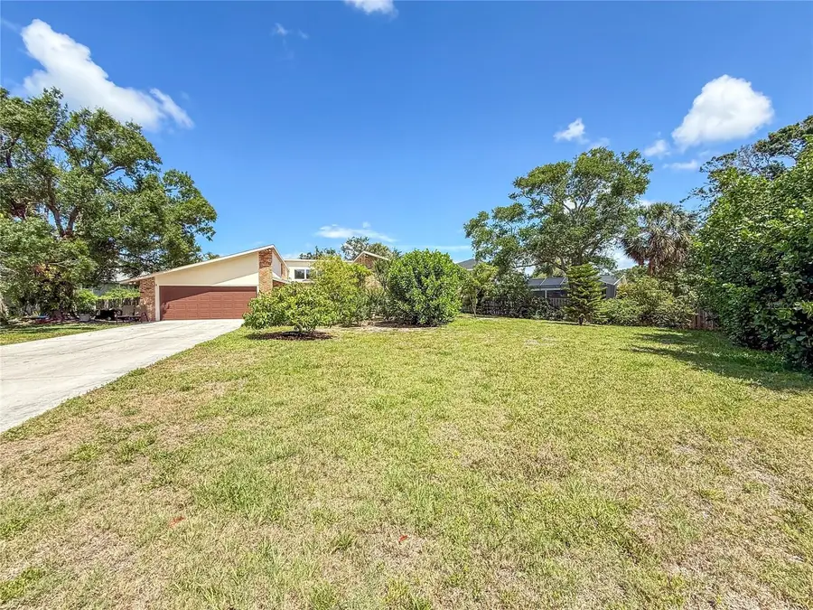 911 Cimarron Circle, Bradenton, FL 34209 - Image #3