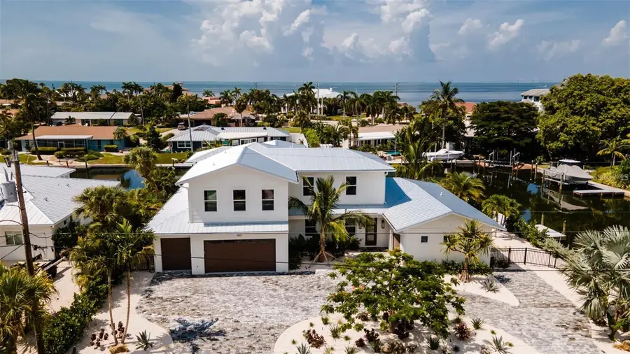 603 Emerald Lane, Holmes Beach, FL 34217 - Image #2