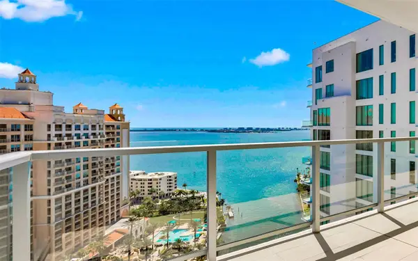 301 Quay Commons #1711, SARASOTA, FL 34236