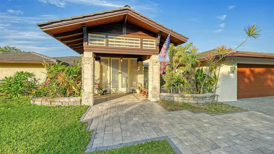 5500 Merrimac Drive, Sarasota, FL 34231 - Image #2