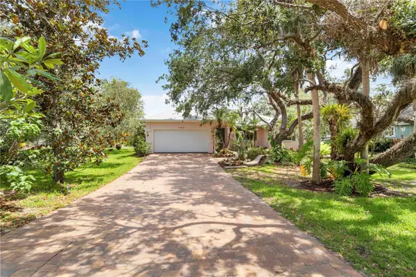 4443 Robin Hood Trail W, SARASOTA, FL 34232