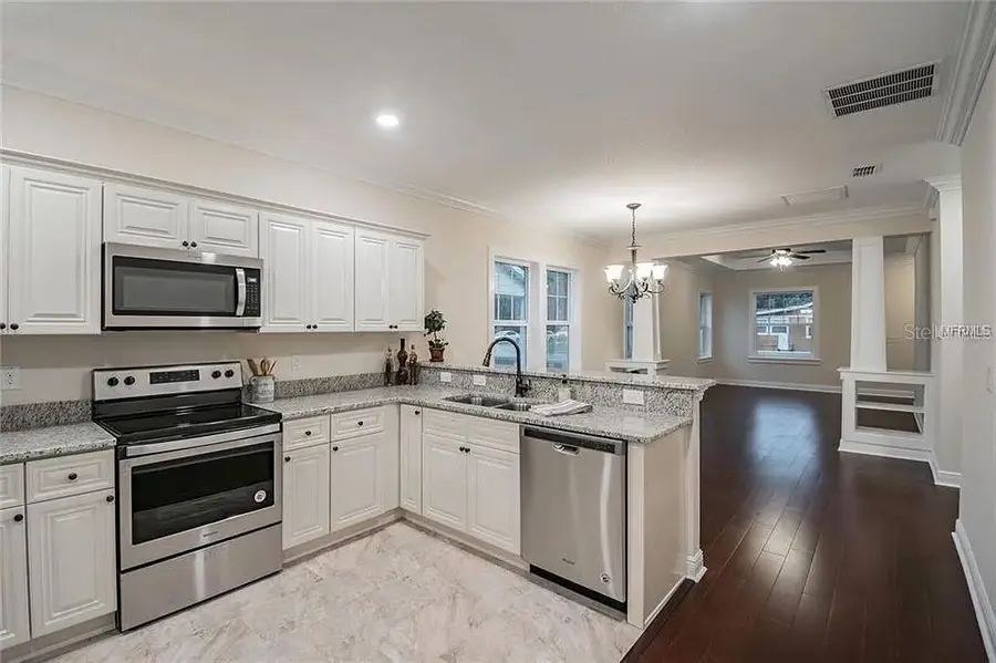 1420 E Frierson Avenue, Tampa, FL 33603 - Image #2