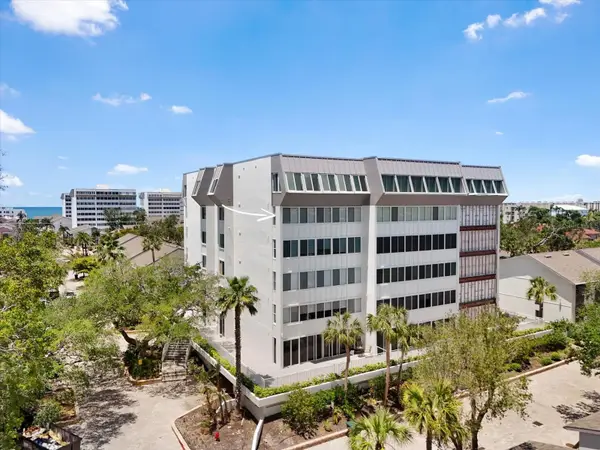 1255 E Peppertree Drive #507, SARASOTA, FL 34242