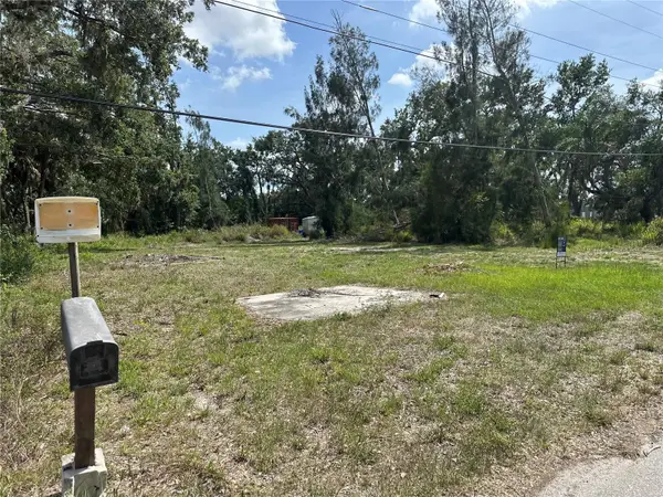 3022 12th Avenue E, BRADENTON, FL 34208
