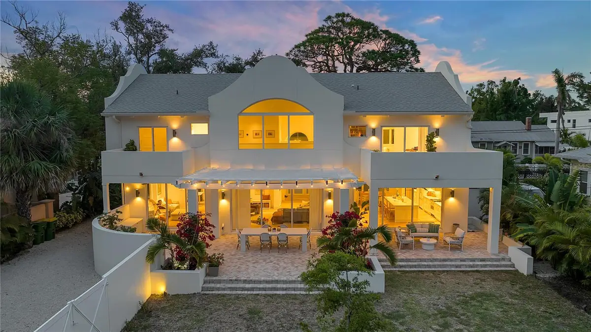 1642 Arlington Street, Sarasota, FL 34239 - #1