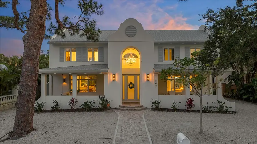 1642 Arlington Street, Sarasota, FL 34239 - #3