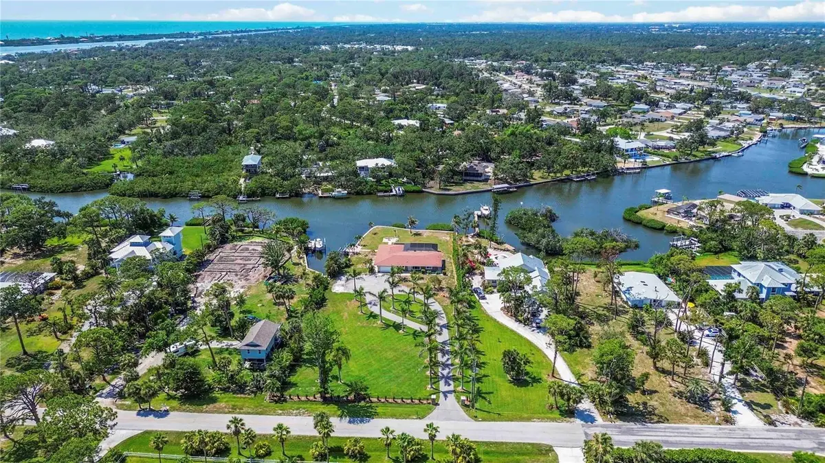 1475 Bayshore Drive, Englewood, FL 34223 - #1