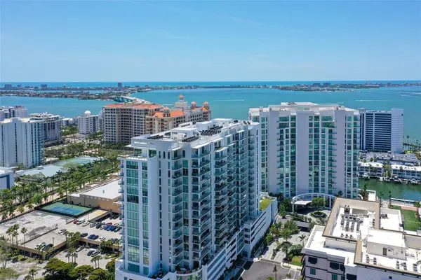 301 Quay Commons #1208, SARASOTA, FL 34236
