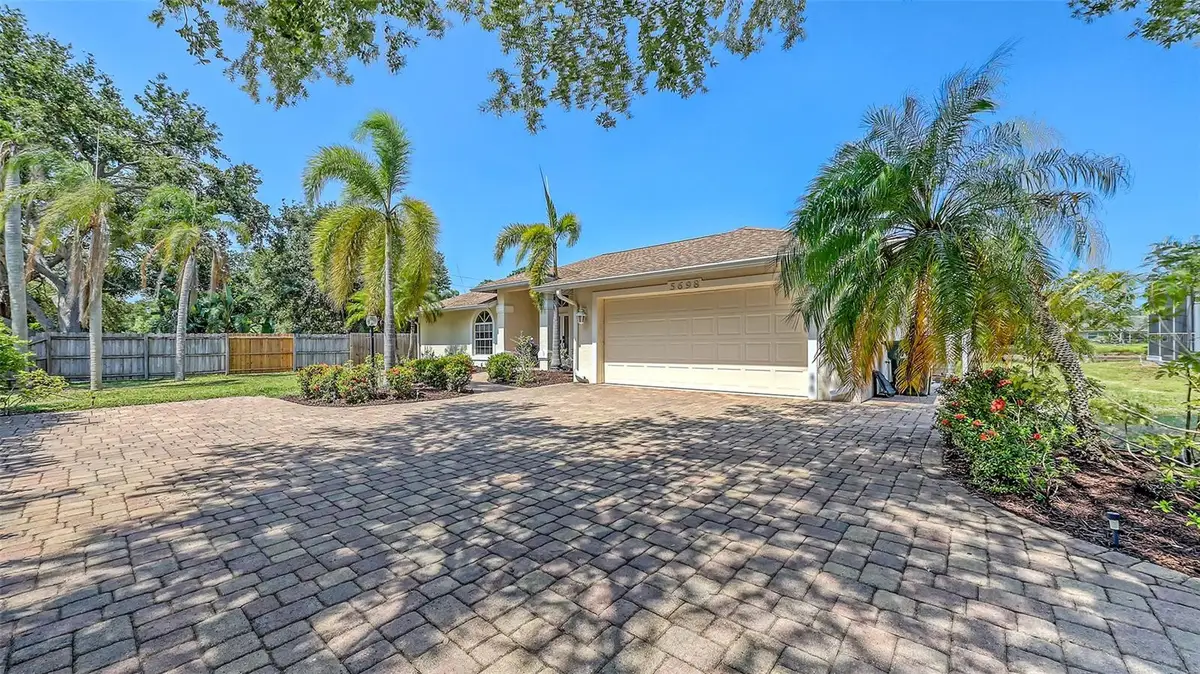 5698 Country Walk Lane, Sarasota, FL 34233 - Image #1
