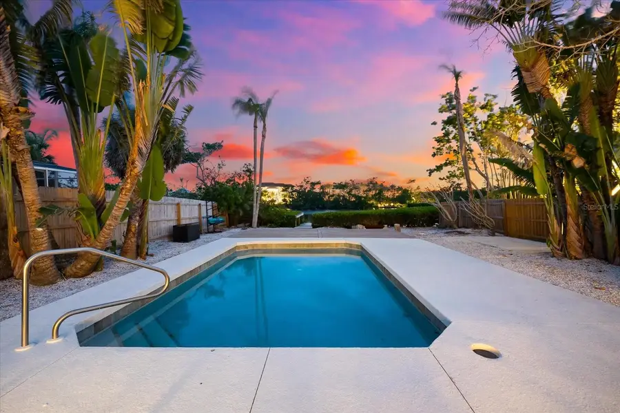 8234 Midnight Pass Road, Sarasota, FL 34242 - Image #3