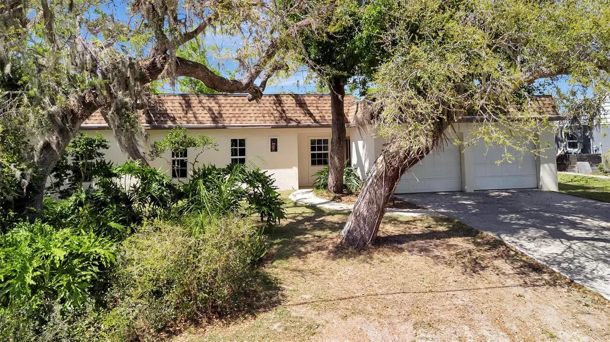 3428 Mineola Drive, Sarasota, FL 34239 - Image #1