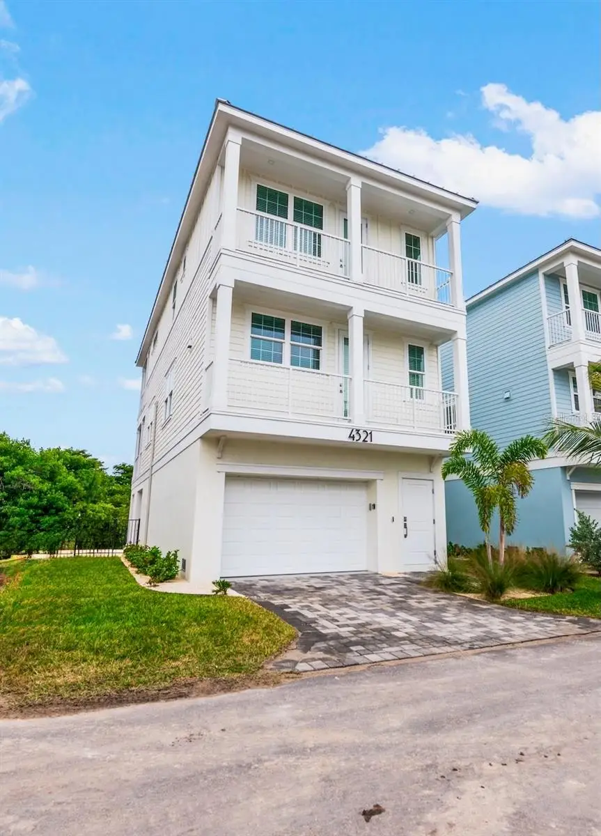 4321 Marina View Way, Cortez, FL 34215 - Image #3