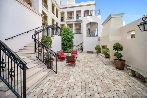 525 N Orange Avenue #302, SARASOTA, FL 34236