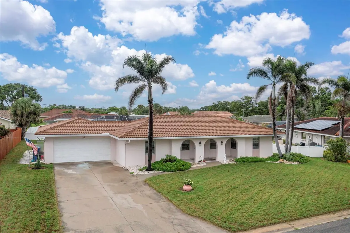 107 Van Dyck Drive, Nokomis, FL 34275 - Image #1