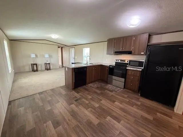 4104 Hollis Avenue, Port Charlotte, FL 33953 - Image #2