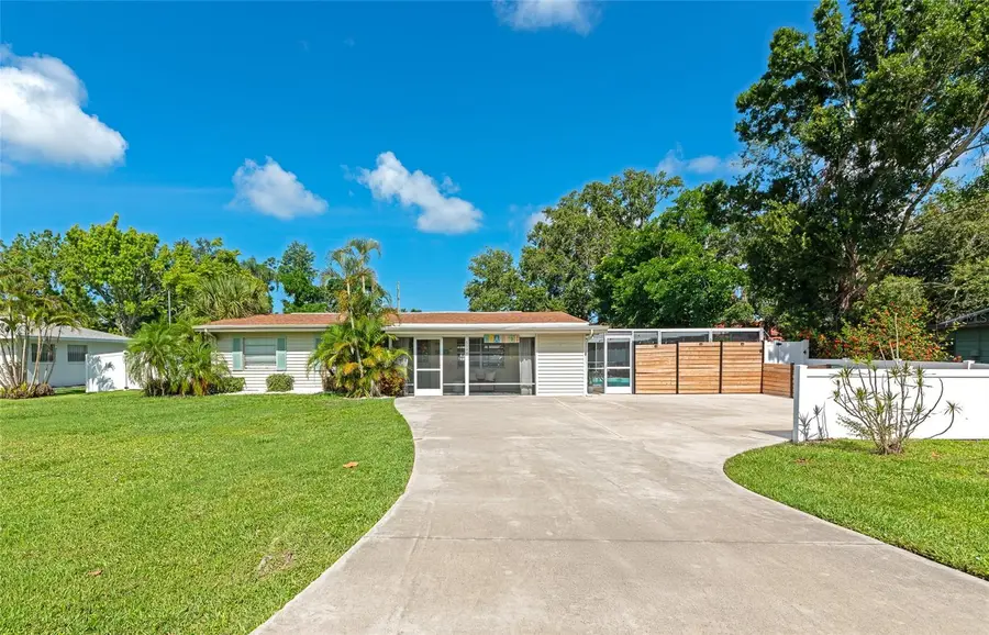 5948 Mirror Lake Road, Sarasota, FL 34238 - Image #2