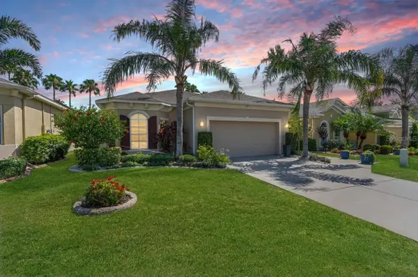 305 Siena Vista Place, SUN CITY CENTER, FL 33573