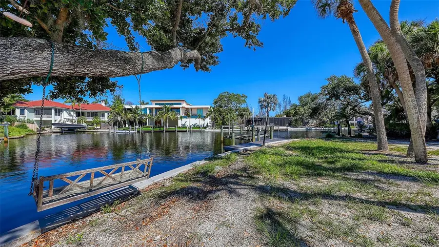 1231 Starboard Lane, Sarasota, FL 34242 - Image #3