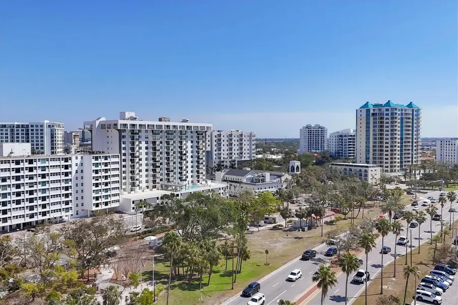 101 S Gulfstream Avenue #15C, Sarasota, FL 34236 - Image #2