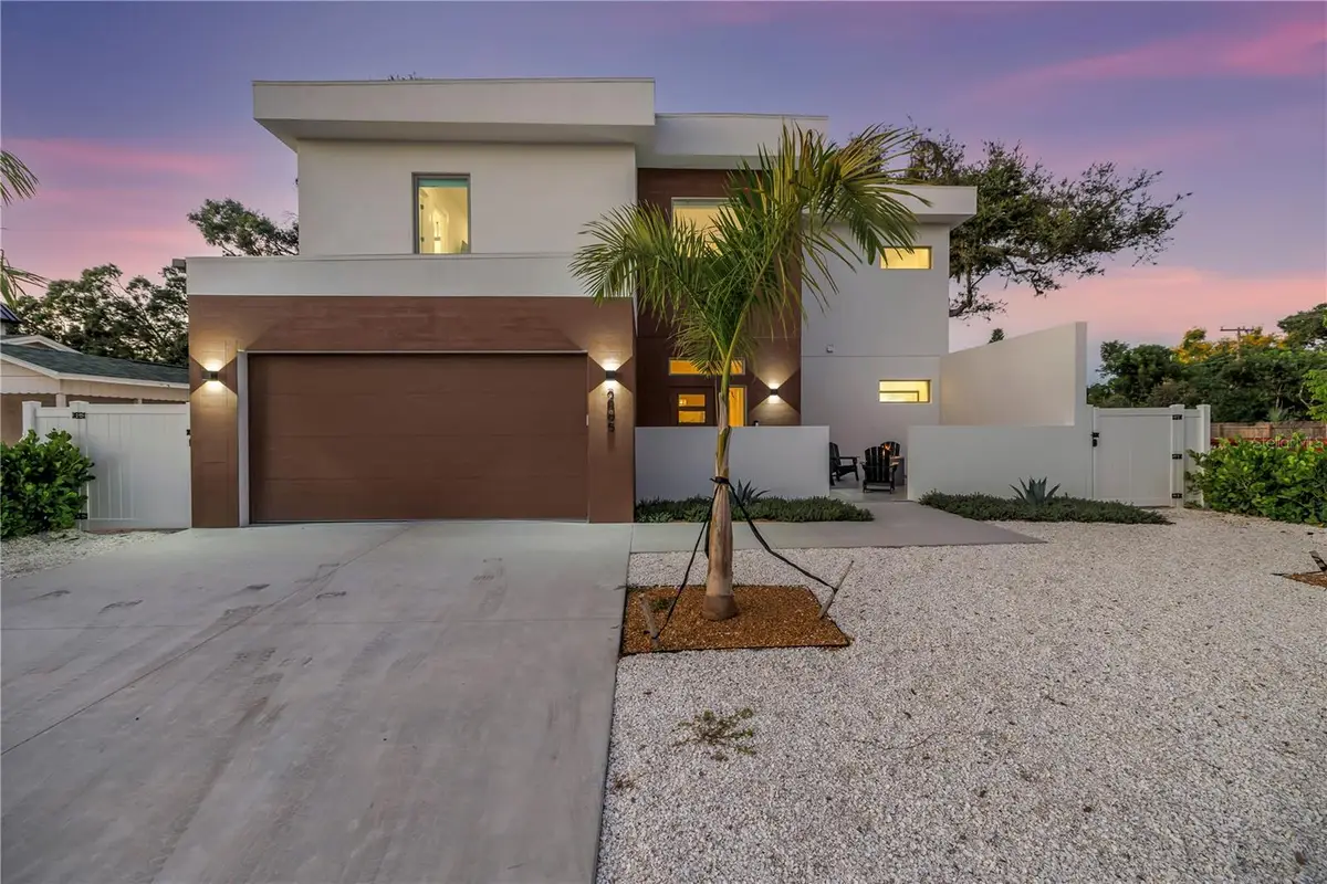 2065 Goldenrod Street, Sarasota, FL 34239 - Image #1