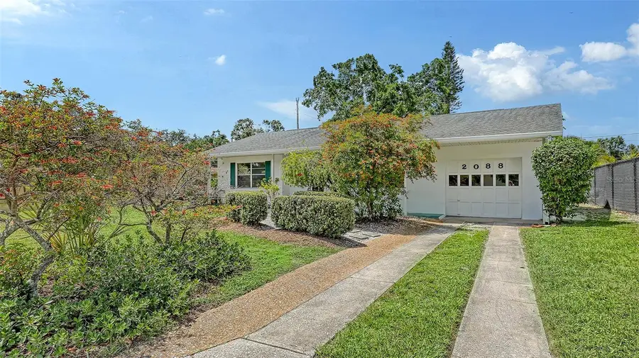 2088 Grove Street, Sarasota, FL 34239 - Image #3