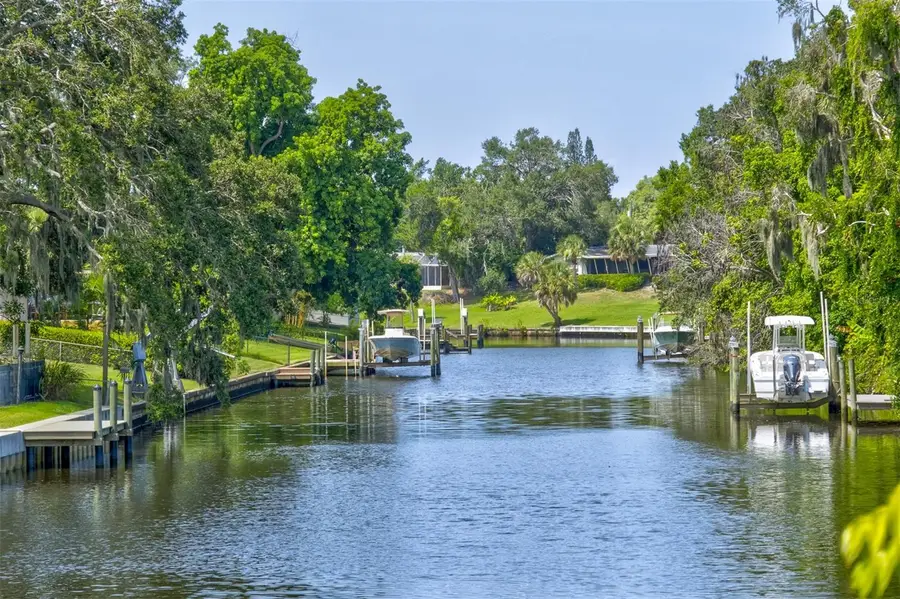 3636 Mineola, Sarasota, FL 34239 - Image #2