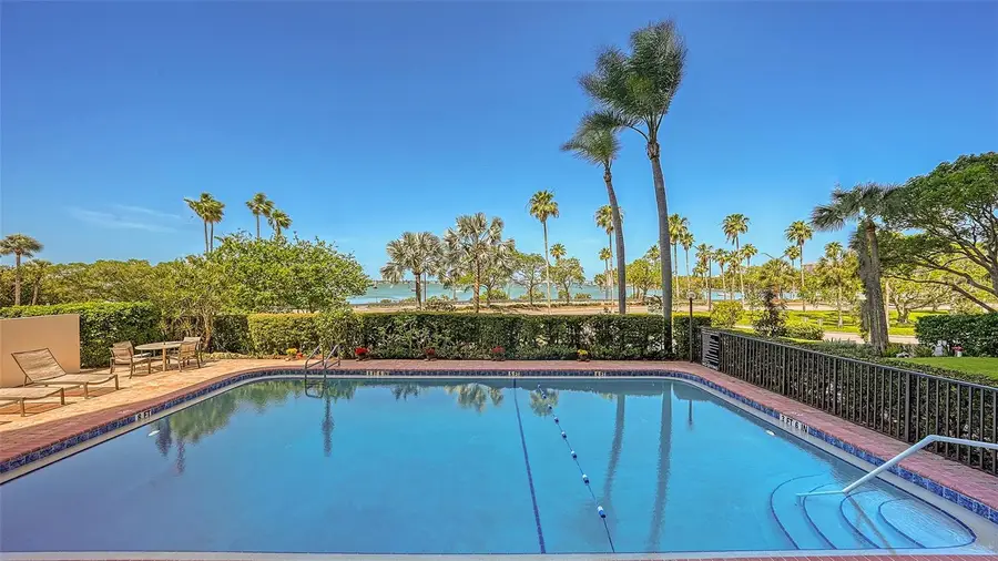 770 S Palm Avenue #PH2, Sarasota, FL 34236 - Image #2