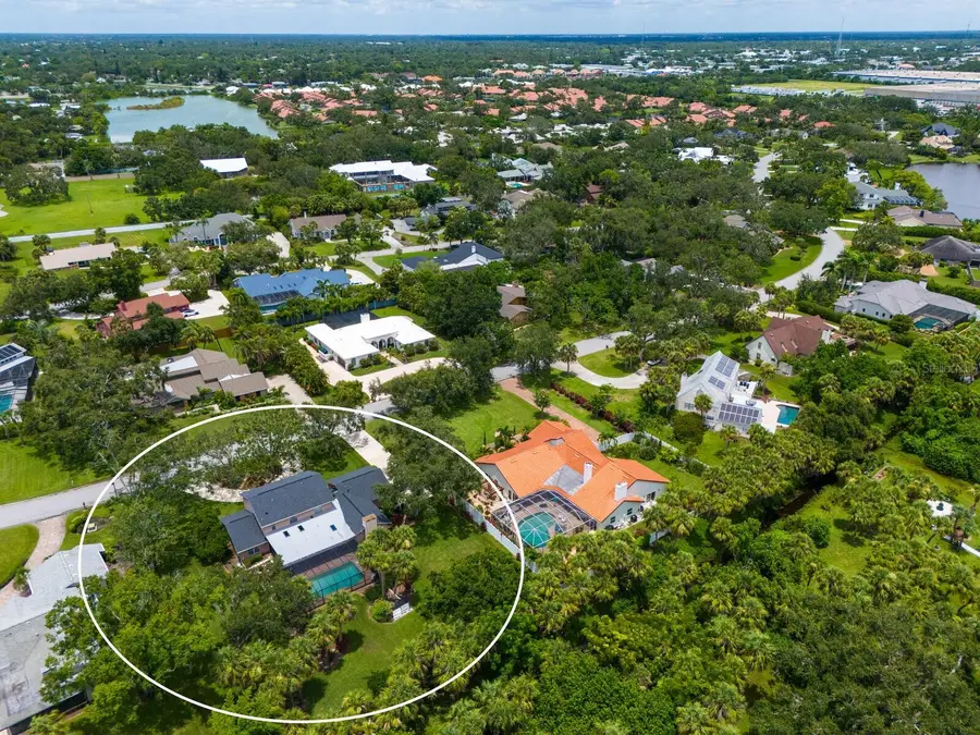 3632 Beneva Oaks Boulevard, Sarasota, FL 34238 - Image #3