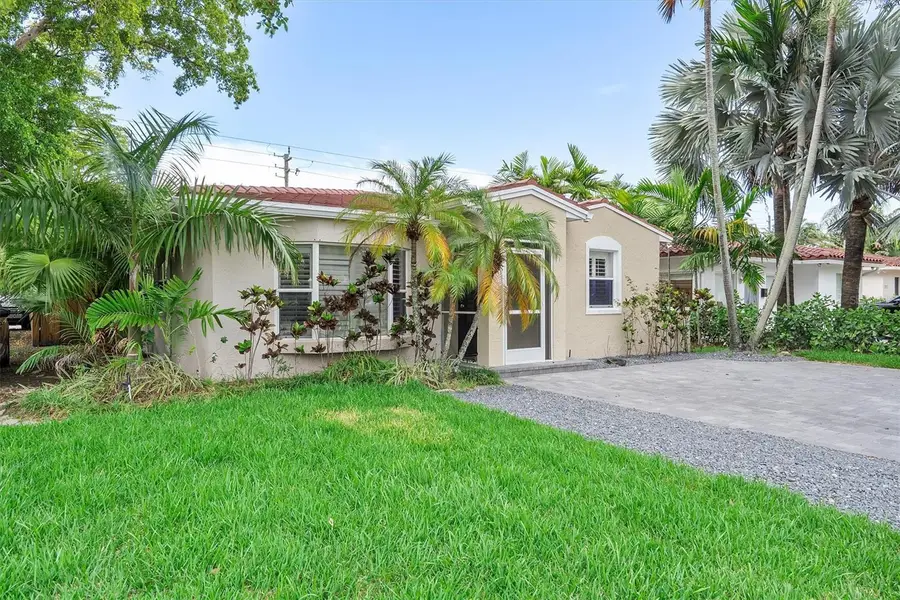 1359 Washington Street, Hollywood, FL 33019 - #2