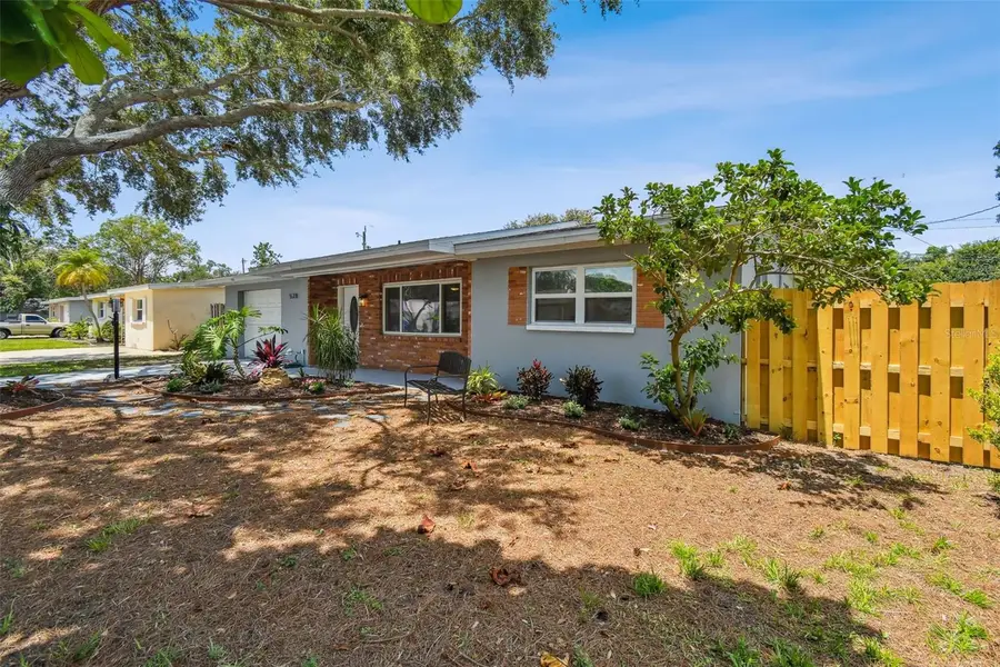 528 Manor Drive, Dunedin, FL 34698 - Image #3